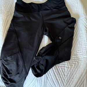 Lululemon 3/4 Athletic Leggings